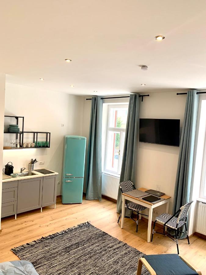 Vintage Chic Studio - By Nahuen Suites Γκρατς Εξωτερικό φωτογραφία